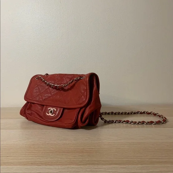 SOLD - ❤️Chanel Red Calfskin Natural Beauty Bag - Picture 6 of 13